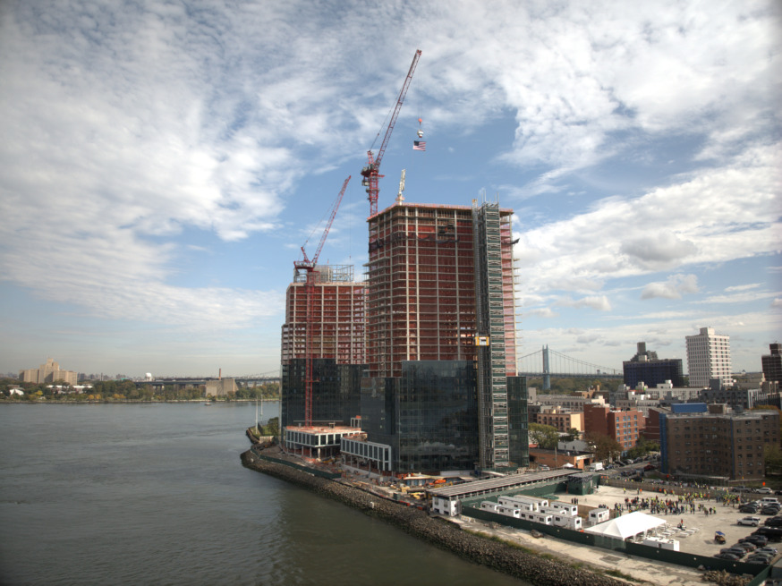 Durst Organization tops out construction of 647-unit mixed-use complex on Astoria waterfront